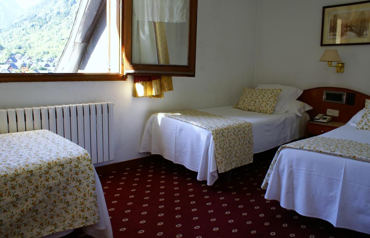 Hotel Edelweiss Артиес Экстерьер фото